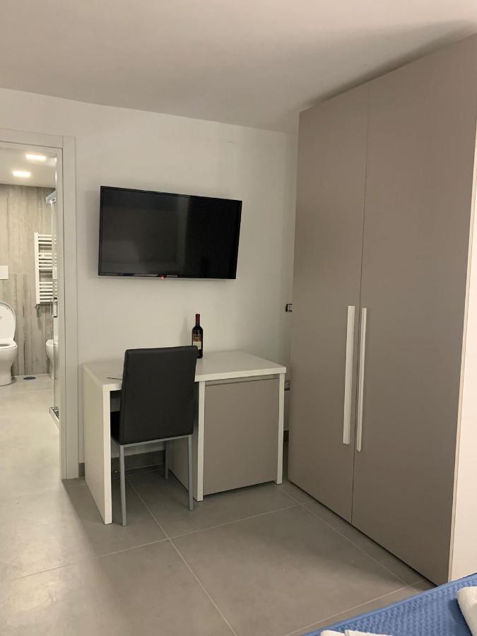 3 Rooms Chiaia Nápoles Exterior foto